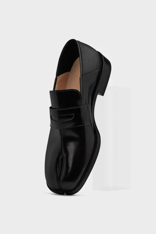 Maison Margiela Mens Black Leather Tabi Slip-On Black online