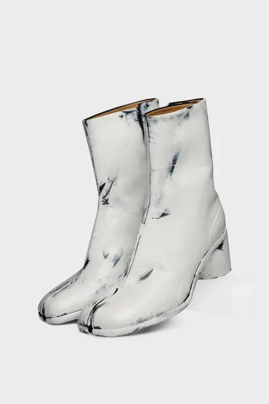 Maison Margiela Tabi Bianchetto Boots Black White online