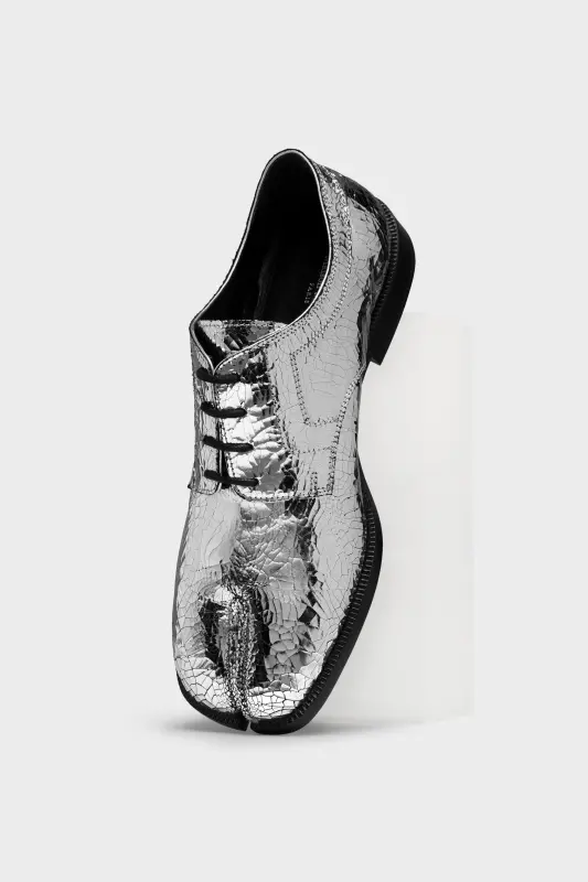 Maison Margiela Tabi Mirror Brogues Silver Silver Maison Margiela Tabi Mirror Brogues Silver Silver online