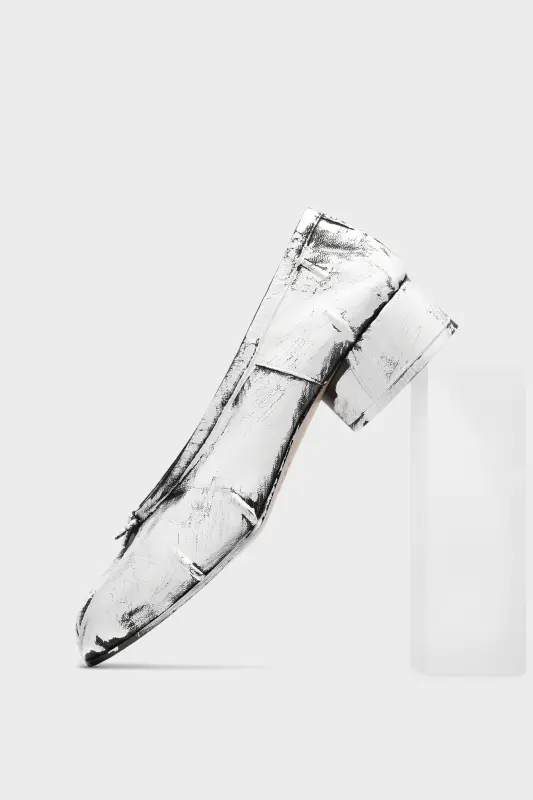 Maison Margiela White Hand-painted Heeled Tabi Ballerina Black and White online